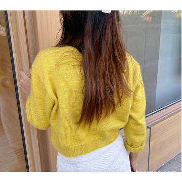 Western style V-neck sweater top